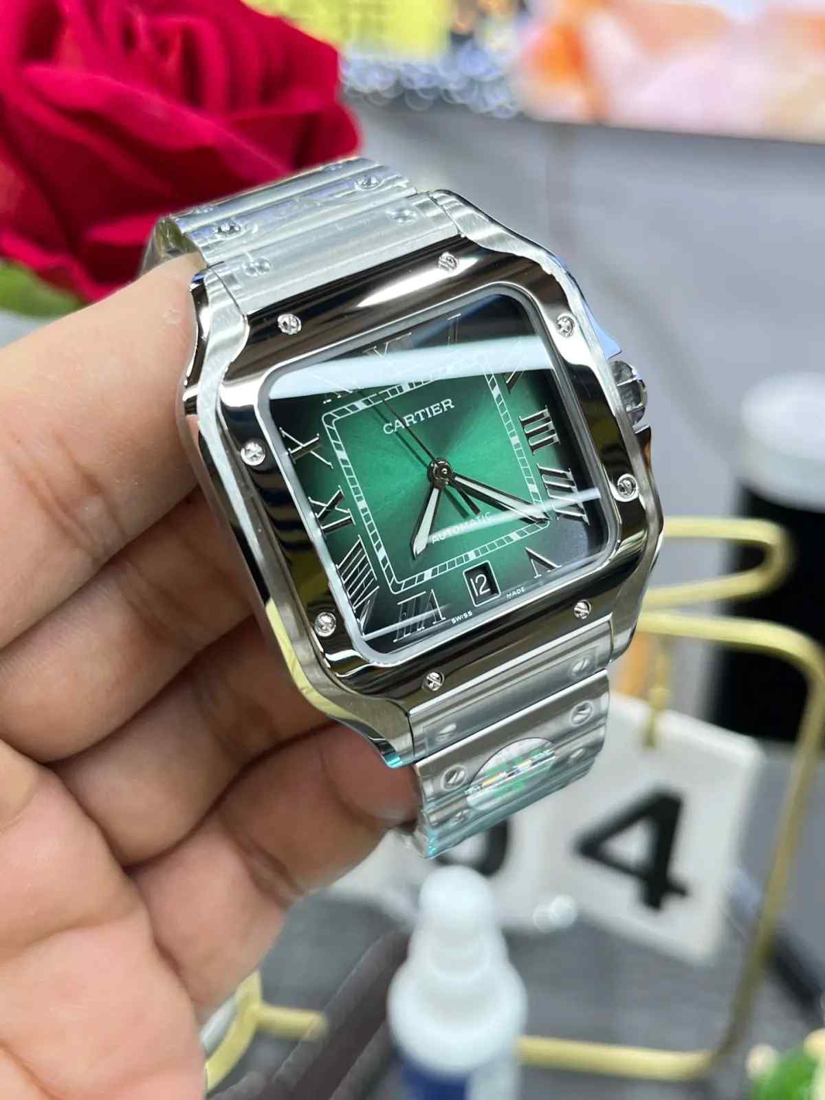 BV厂卡地亚山度士绿面WSSA0061仿真度怎么样？跟正品有差距吗？ | 奈斯探表
