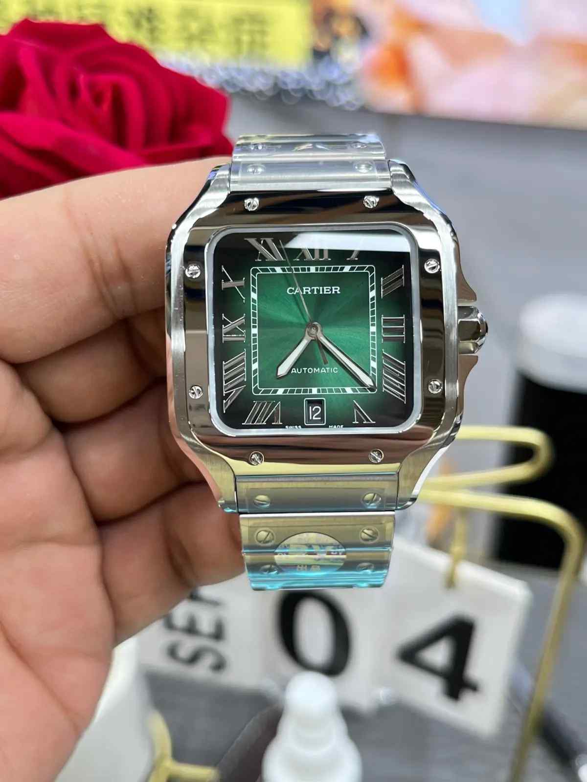 BV厂卡地亚山度士绿面WSSA0061仿真度怎么样？跟正品有差距吗？ | 奈斯探表