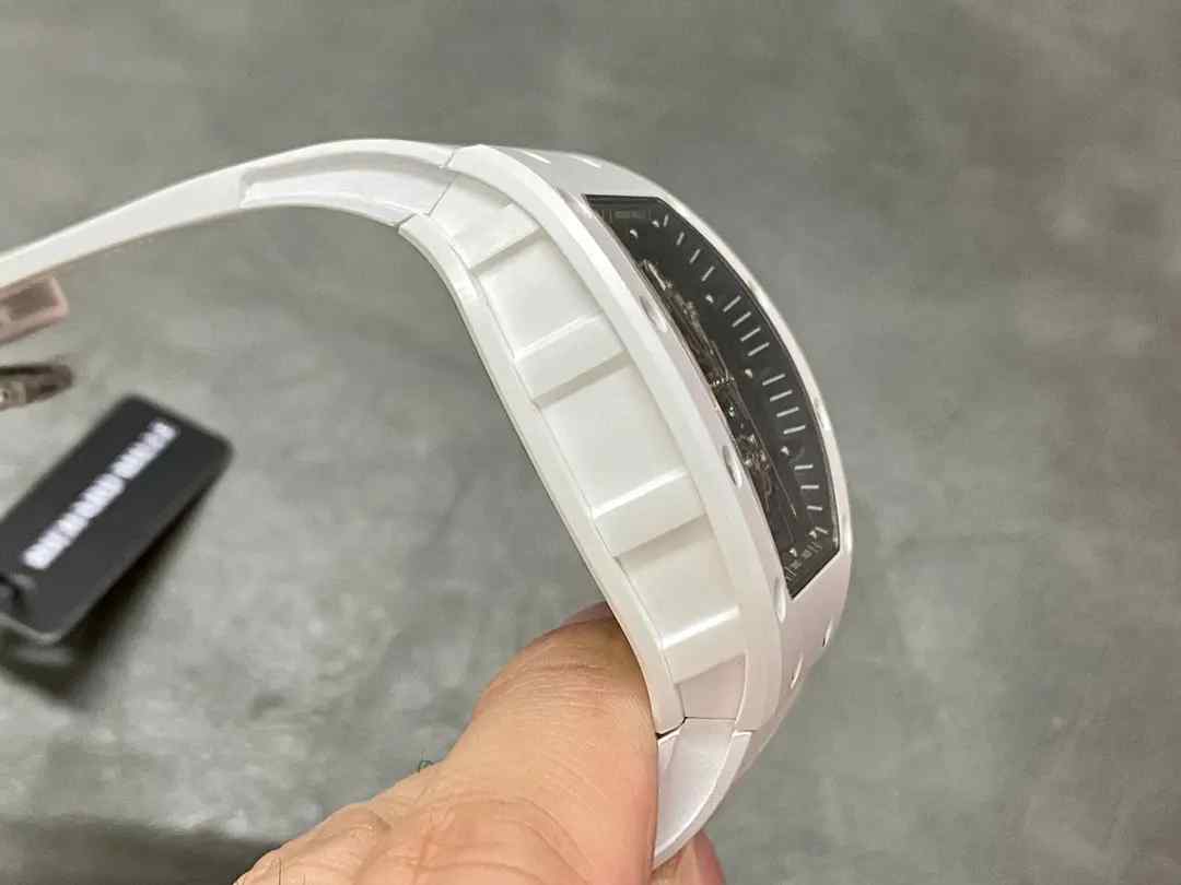 BBR厂理查德米勒RM055白色陶瓷复刻表值得入手吗？（深度评测） | 奈斯探表