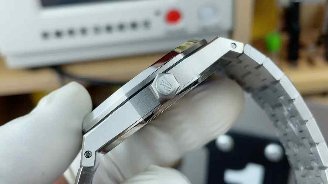 APS厂爱彼15500复刻表V3版本值得入手吗？（深度评测升级点） | 奈斯探表