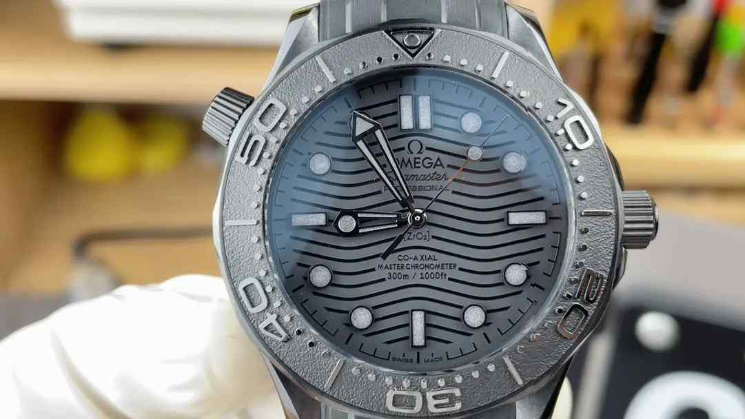 VS厂欧米茄海马300黑武士复刻表跟正品有什么区别？值不值得入手？（复刻表购买指南） | 奈斯探表