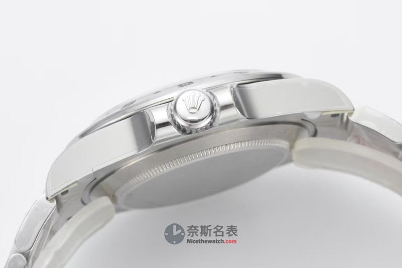 揭秘Clean厂巅峰之作！226570探险家2，丹东3285机芯震撼登场，细节超越想象！ | 奈斯探表