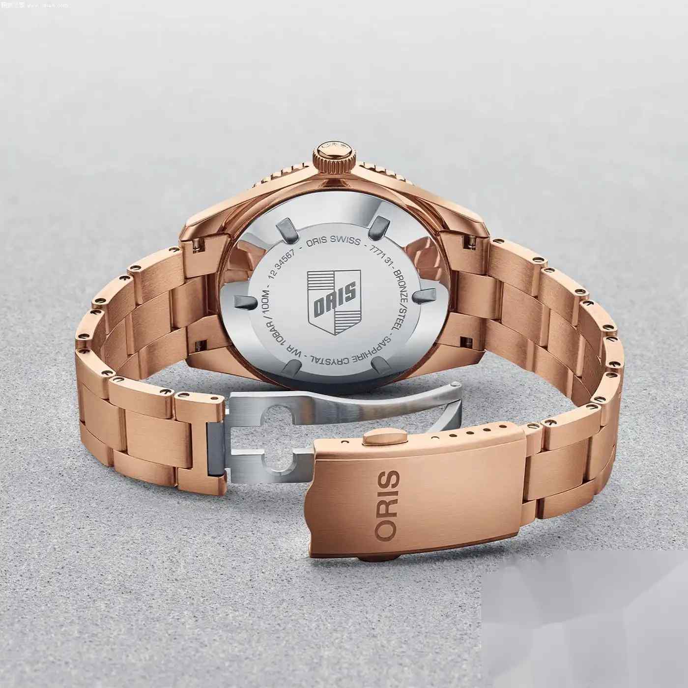 豪利时哪个款能打动你的心？豪利时Divers Sixty-Five冬季限定款值得入手吗（内附详细图片） | 奈斯探表