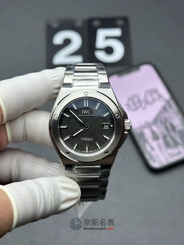 V7厂万国复刻腕表Ingenieur工程师外观评测，跟正品差距大吗？ | 奈斯探表