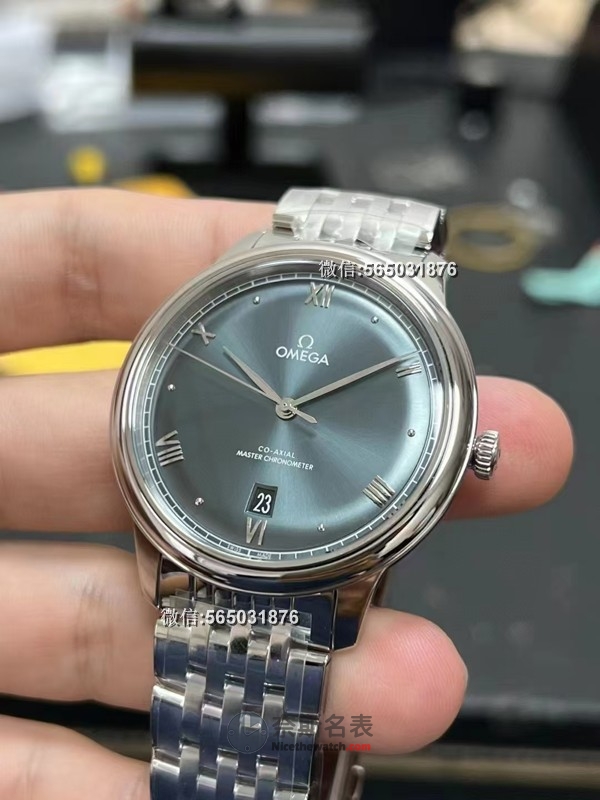 VS厂新品第三代蝶飞轨道系列评测：棕绿色正装腕表，精致细节值得入手！ | 奈斯探表