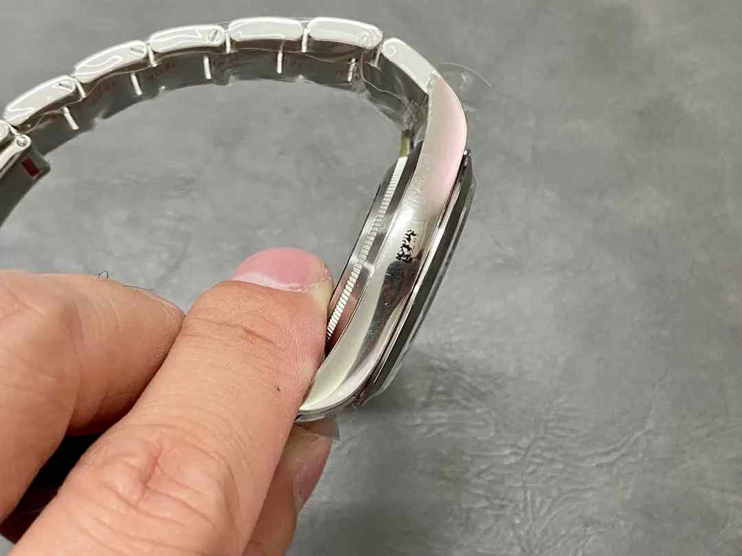 C厂劳力士探险家一代复刻表深度测评：3132/3230机芯稳定吗？细节决定成败！ | 奈斯探表