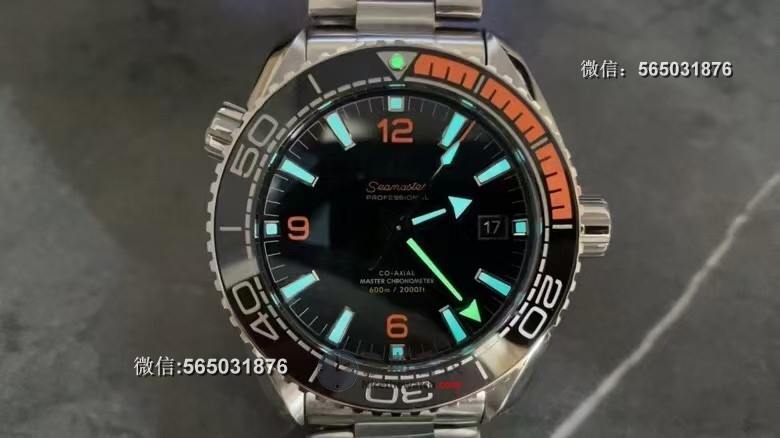 深度测评：VS厂欧米茄海马四分之一橙，8900机芯稳定吗？与正品差距有多大？ | 奈斯探表