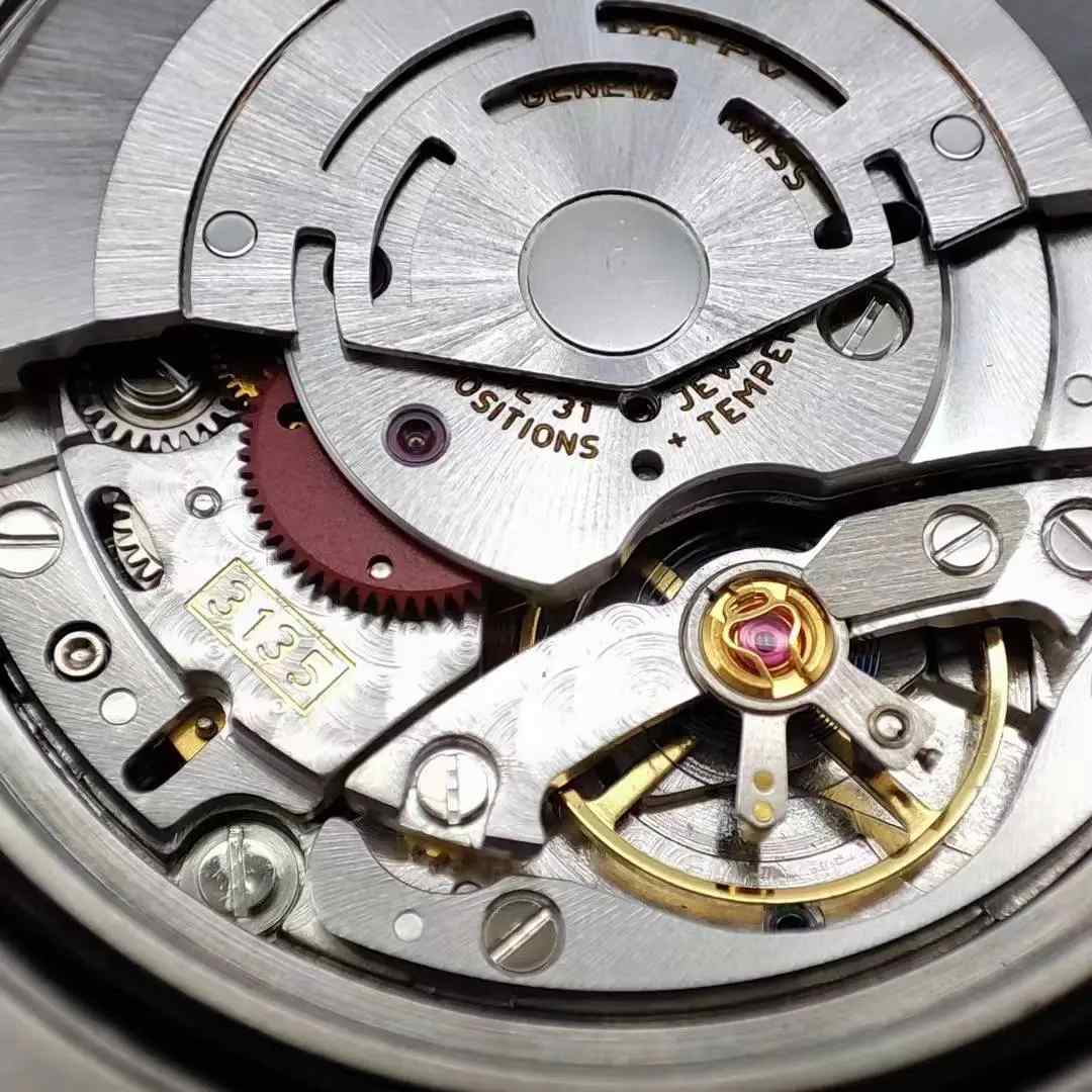 绿水鬼复刻表哪家强？C厂绿水鬼丹东3135机芯告诉你！(C厂绿水鬼鉴定) | 奈斯探表