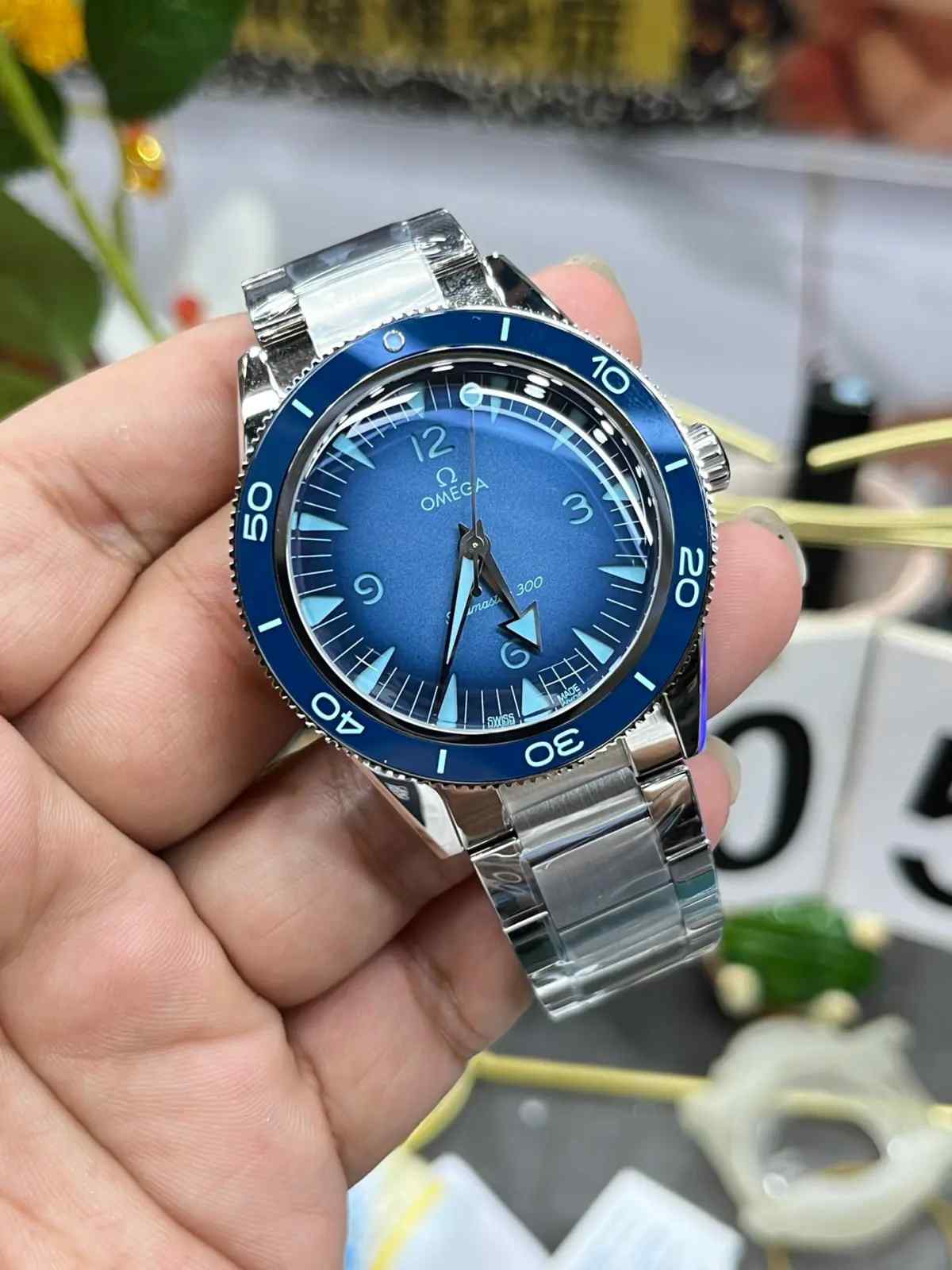 海马300幽灵党渐变蓝，VS厂复刻表值不值得入手？ | 奈斯探表