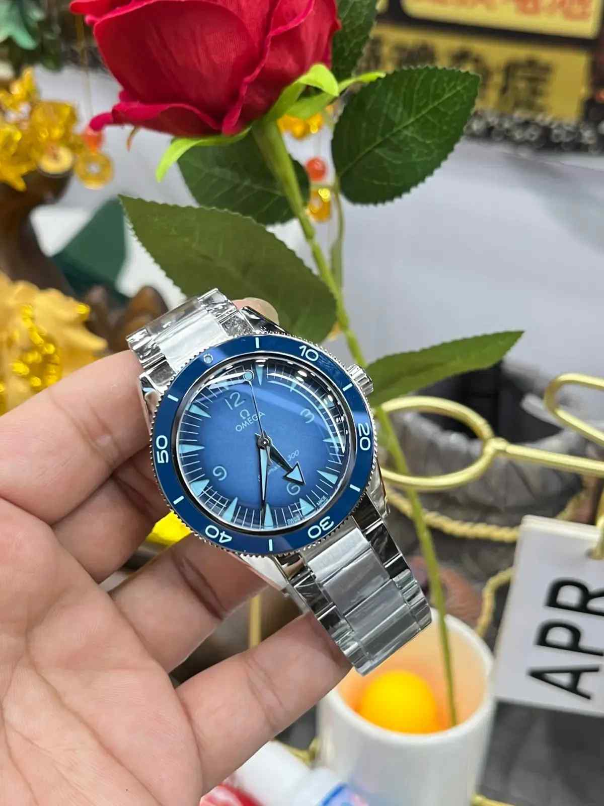 海马300幽灵党渐变蓝，VS厂复刻表值不值得入手？ | 奈斯探表