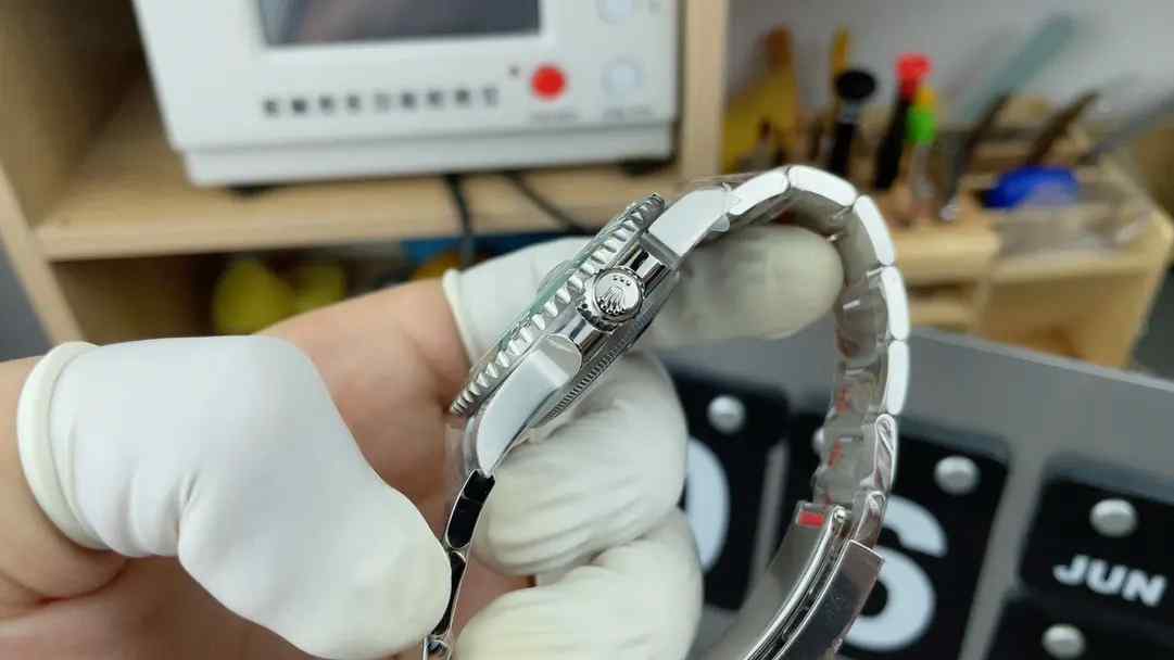 绿水鬼复刻表哪家强？C厂绿水鬼丹东3135机芯告诉你！(C厂绿水鬼鉴定) | 奈斯探表