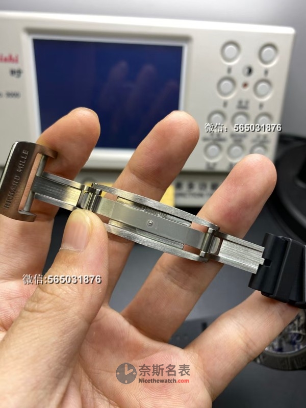 ZF还是APS？揭秘理查德米勒RM055哪家更胜一筹！ | 奈斯探表