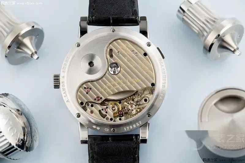 涨知识啦！手动上弦机芯VS自动上弦机芯，你更喜欢哪一种？ | 奈斯探表