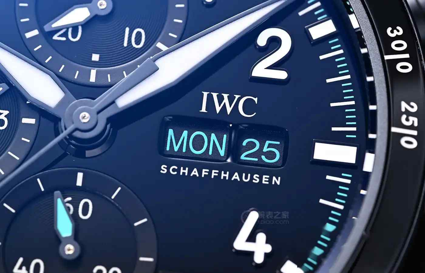 瓷化钛新材质，IWC万国表高性能飞计让你秒变赛车手 | 奈斯探表