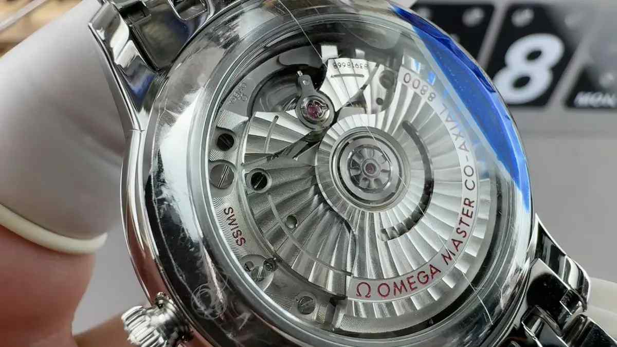 购表攻略！VS厂欧米茄第三代蝶飞墨绿盘超详细测评，值得入手吗？ | 奈斯探表