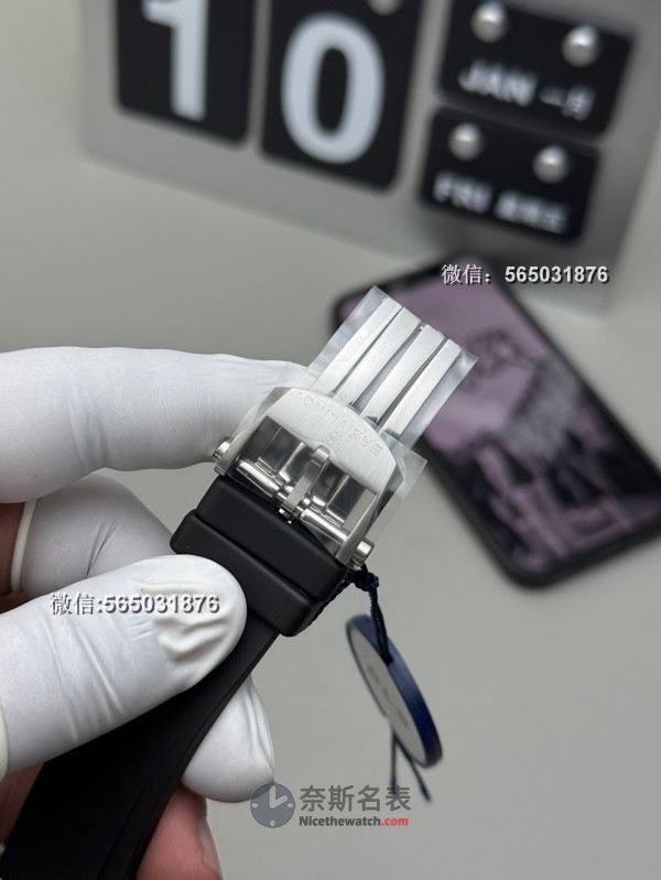 BLS厂百年灵复刻表B01，和正品相比到底差多少？ | 奈斯探表