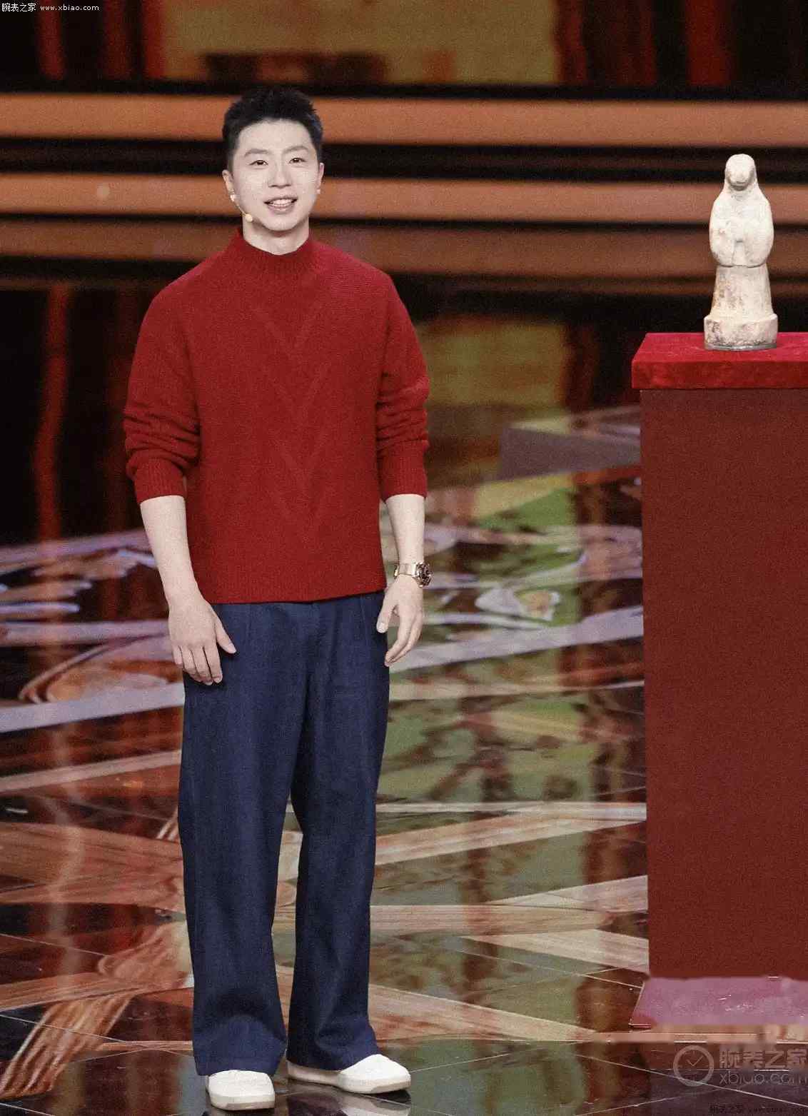 马龙北京春晚亮相，欧米茄海马系列腕表抢镜啦！ | 奈斯探表