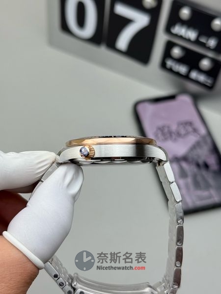 看完不踩坑！VS厂海马300间金黑盘V3升级版，细节与性能的完美融合！ | 奈斯探表