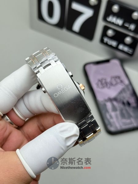 看完不踩坑！VS厂海马300间金黑盘V3升级版，细节与性能的完美融合！ | 奈斯探表