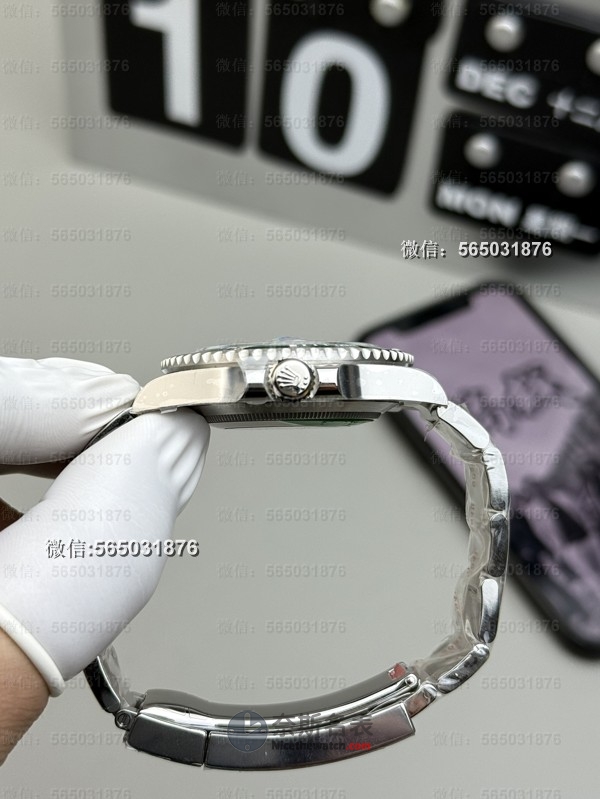 3235机芯+独家Clean绿圈！C厂绿水鬼复刻表究竟有多强？ | 奈斯探表