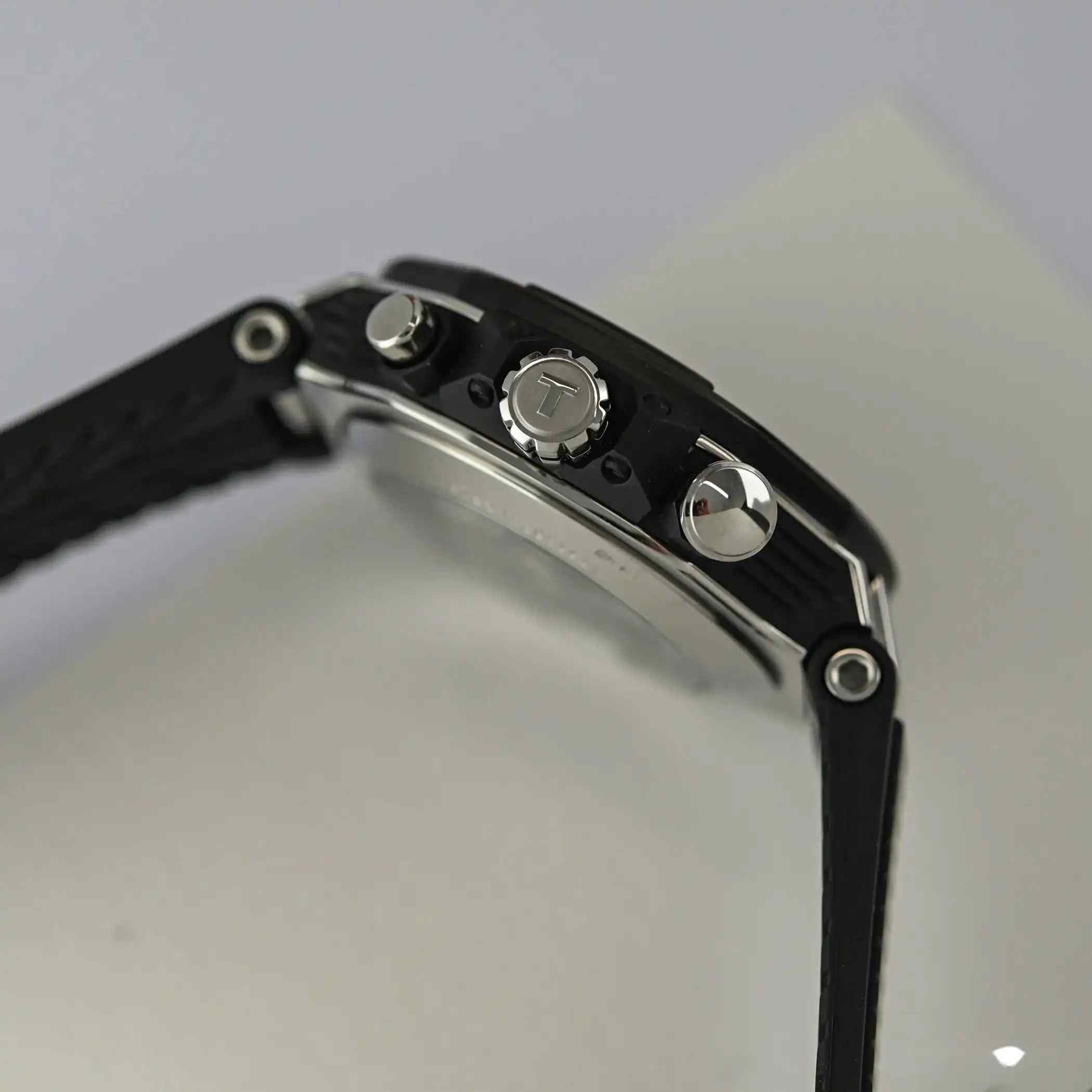 赛车迷必入！天梭全新T-Race MotoGP腕表限量发售！ | 奈斯探表