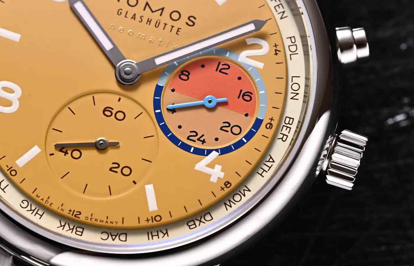 火山vs沙丘：NOMOS六款限量环球行者哪款最值得入手？ | 奈斯探表