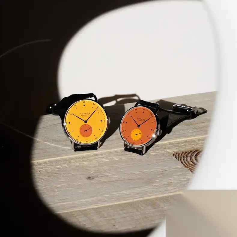 Nomos最新限量款！双橙配色Metro Neomatik腕表首发，双色表盘美翻了 | 奈斯探表