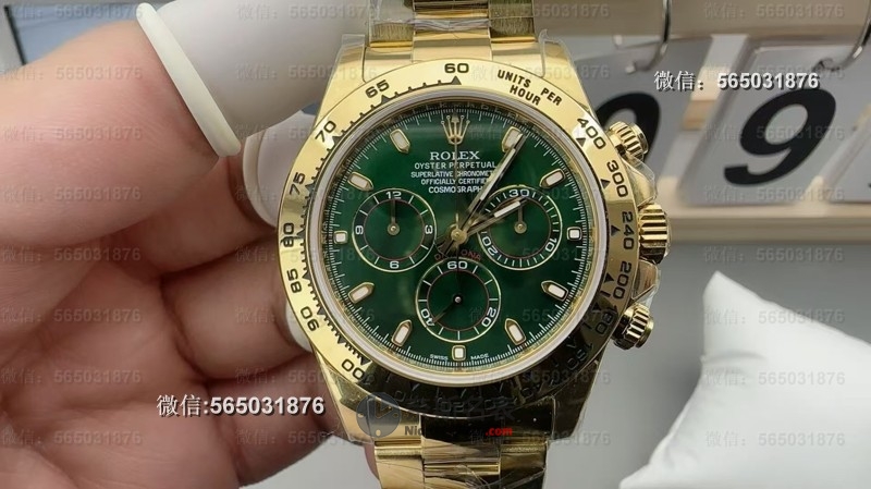 220克压手感！ZF配重版绿金迪能否碾压传统复刻 | 奈斯探表