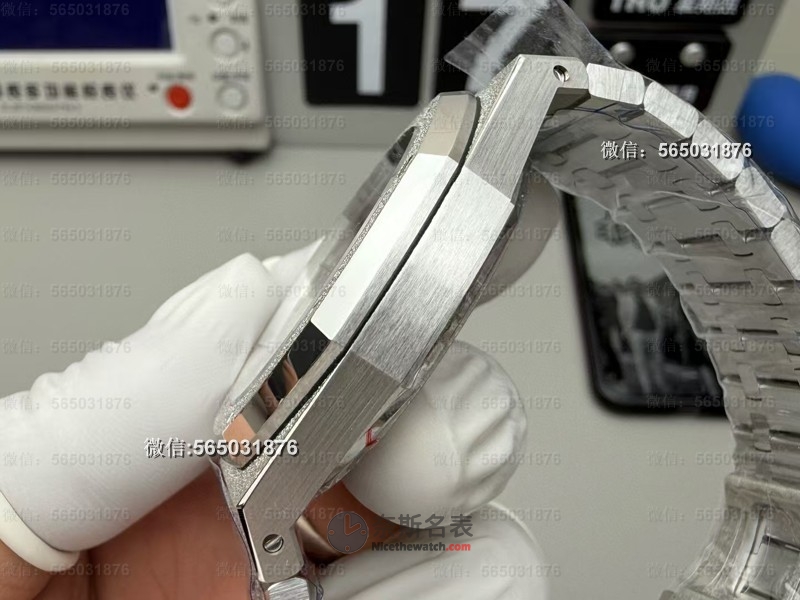 THB厂爱彼霜金15407 V2版实拍，布灵布灵闪到睁不开眼！ | 奈斯探表