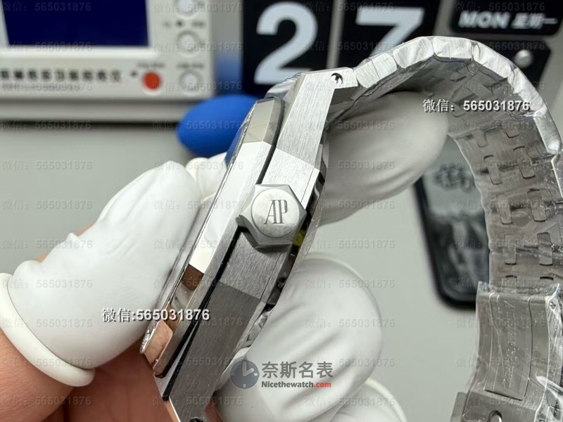 APS厂爱彼15451ST评测：钻圈款如何做到“一眼真”？ | 奈斯探表