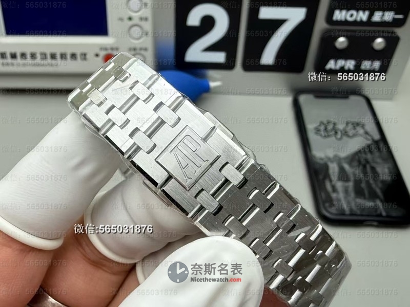 APS厂爱彼15451ST评测：钻圈款如何做到“一眼真”？ | 奈斯探表