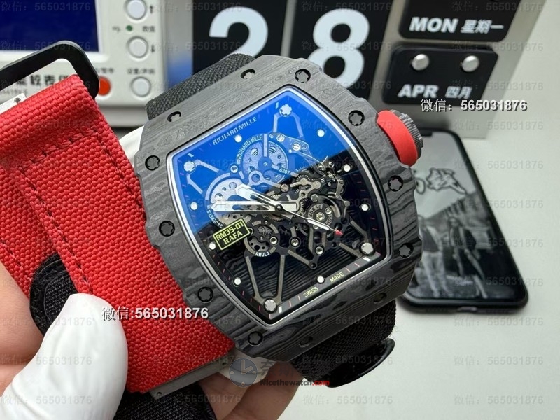 50g超轻体验！BBR厂理查德米勒RM35-01碳纤维复刻表深度评测 | 奈斯探表
