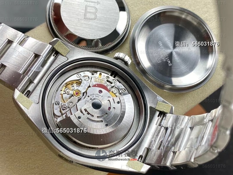 VS厂绿玻璃闪电针：双层防磁+丹东3131机芯，冷门表的逆袭！ | 奈斯探表