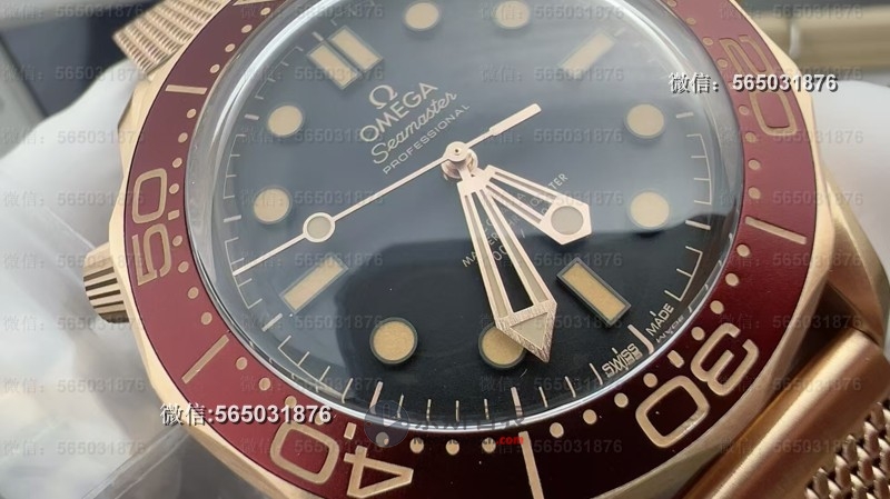 【2025王炸新品】VS厂青铜金海马300到货！勃艮第红表圈美到窒息！ | 奈斯探表