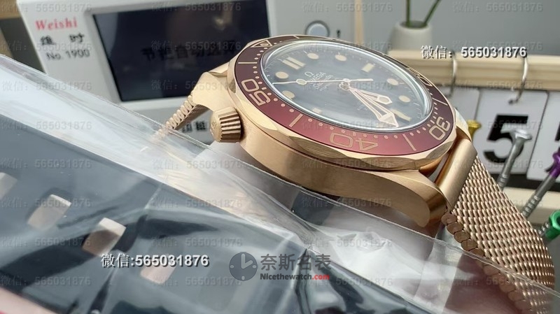 【2025王炸新品】VS厂青铜金海马300到货！勃艮第红表圈美到窒息！ | 奈斯探表