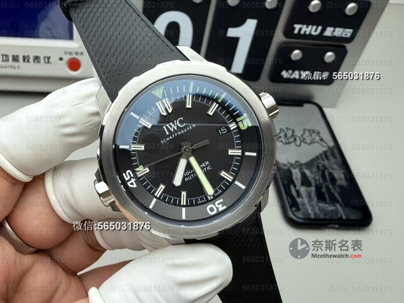 氟胶表带+快拆系统！V6S厂万国海洋时计值不值得入手？ | 奈斯探表