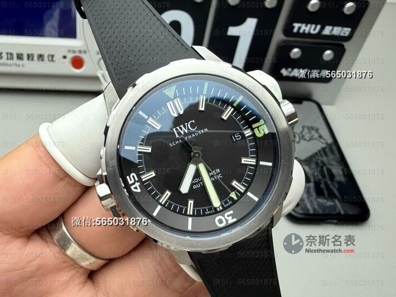 氟胶表带+快拆系统！V6S厂万国海洋时计值不值得入手？ | 奈斯探表