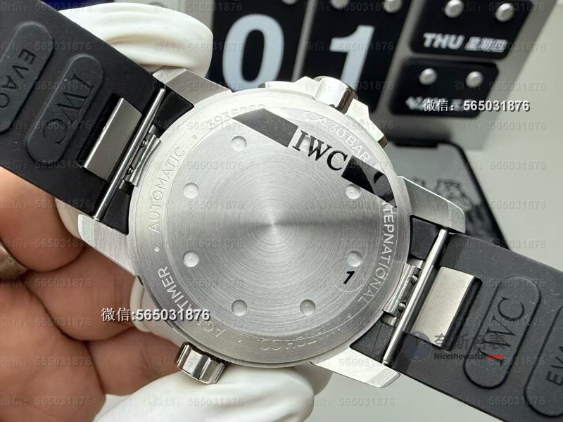 氟胶表带+快拆系统！V6S厂万国海洋时计值不值得入手？ | 奈斯探表