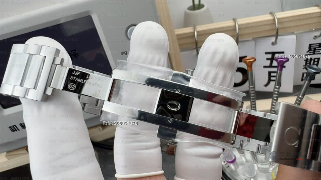 万元表千元买？VS厂金针队长拆解测评，8500机芯太稳了！ | 奈斯探表