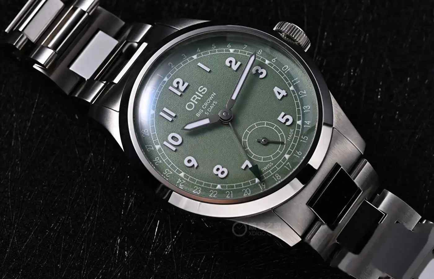 5天动储+10年保修！豪利时新款复古表，这个配色美到犯规！ | 奈斯探表