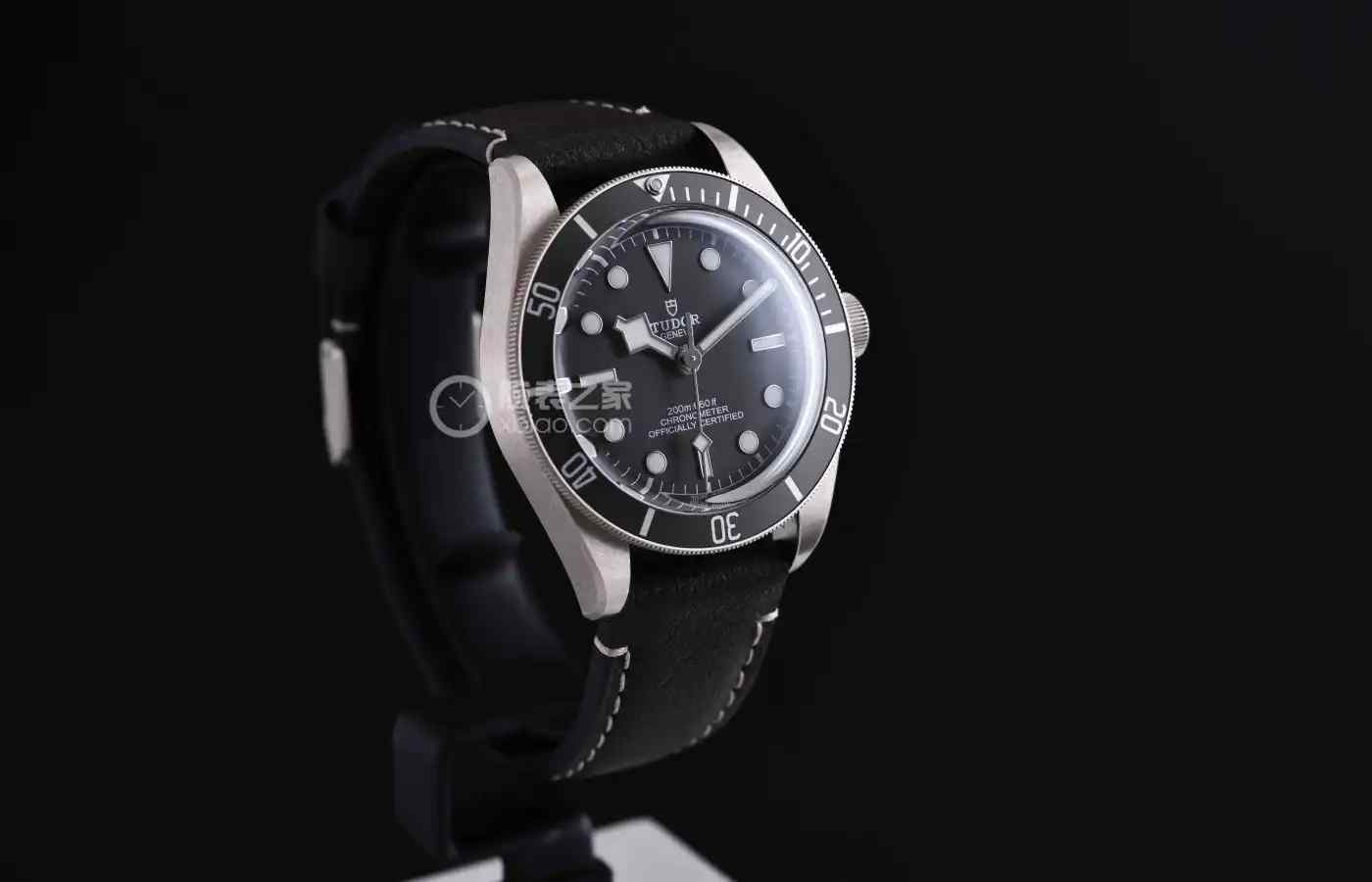 3.8万预算必看！帝舵银壳潜水表深度评测：银壳会氧化反而更有味道！ | 奈斯探表