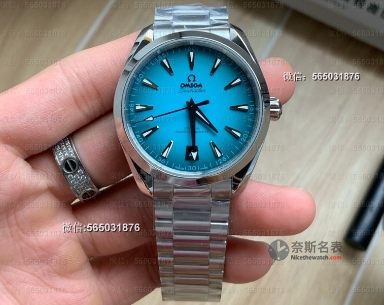 买表就买特别款！VS厂海马150绿松石评测，每个角度颜色都不一样！ | 奈斯探表
