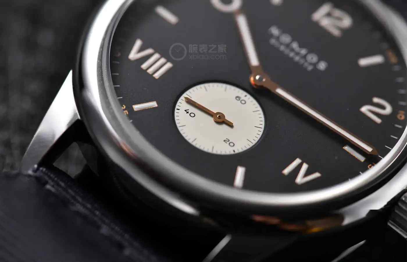 万元德表之光！NOMOS Club极简腕表，100米防水+自动机芯！ | 奈斯探表