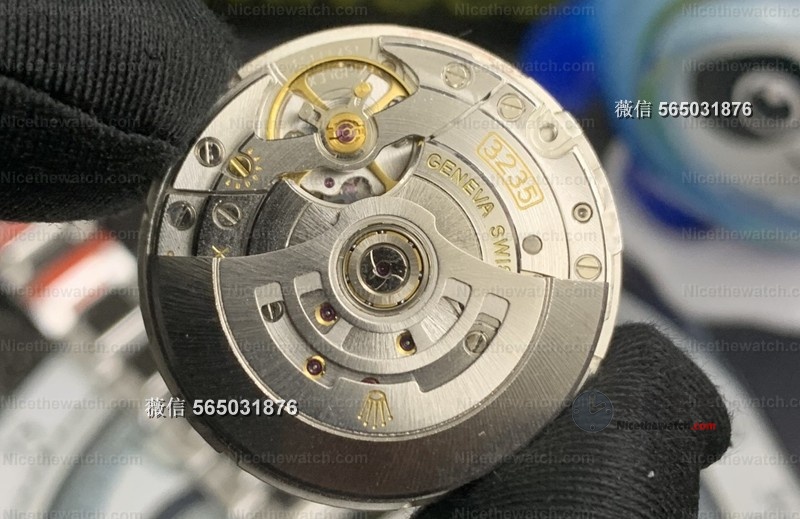 谁说复刻表不能戴出门？VS厂这款蓝游艇戴上手，朋友以为我升职加薪了！ | 奈斯探表