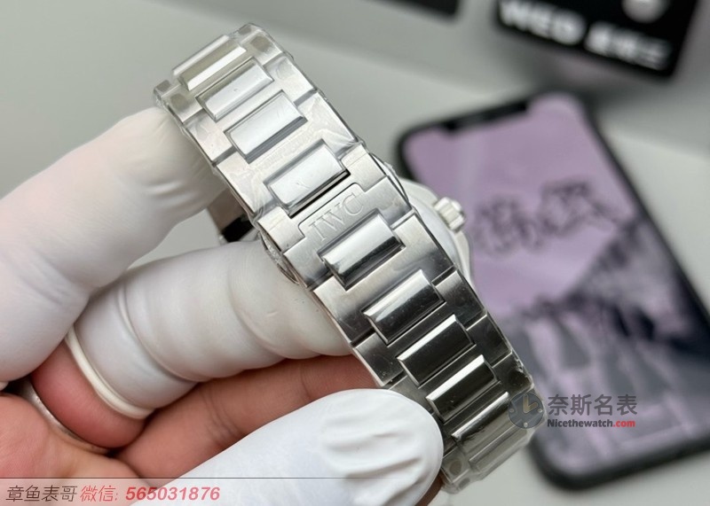 尊达遗作平替！V7厂工程师V2蓝面拆解：这抹湖水蓝比AP更毒？ | 奈斯探表