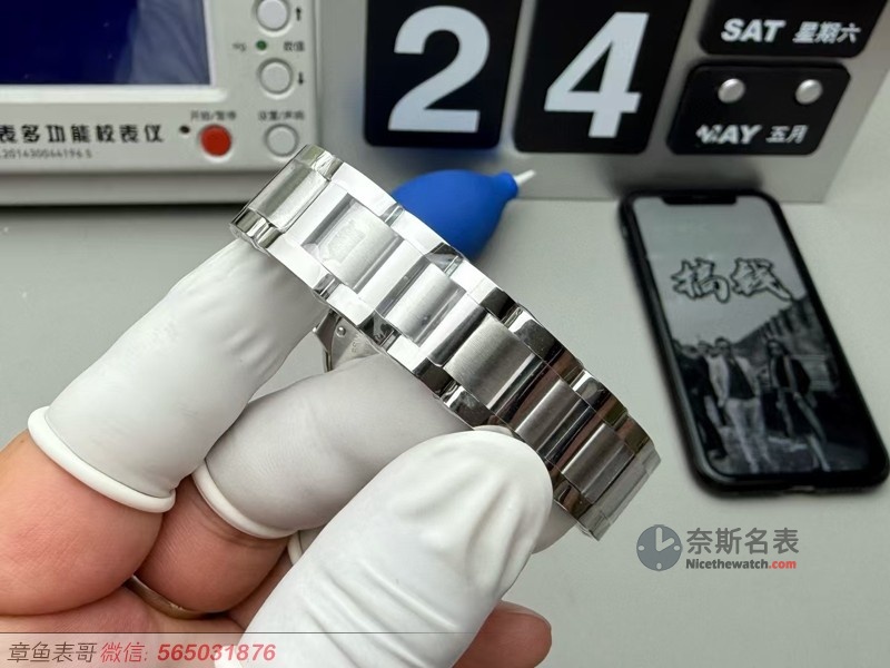 石英or机械？卡地亚蓝气球33mm终极选购指南，看完秒懂怎么??！ | 奈斯探表