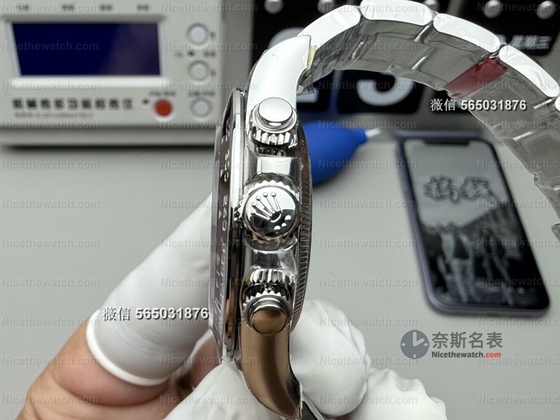 告别轻飘假感！VS厂新款冰蓝迪配重升级，164克沉甸甸，细节拉满！ | 奈斯探表