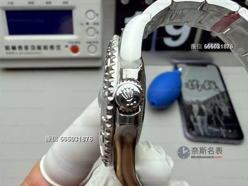 谁说复刻表不能戴出门？VS厂这款蓝游艇戴上手，朋友以为我升职加薪了！ | 奈斯探表