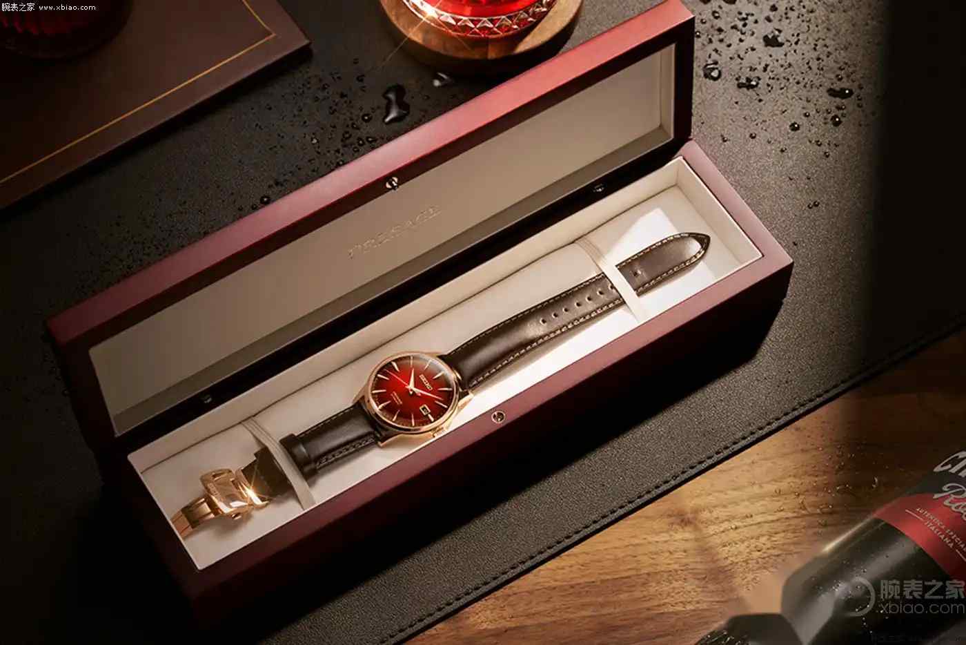 精工Presage鸡尾酒表限量款！深红盘面致敬内格罗尼，仅千枚抢藏 | 奈斯探表