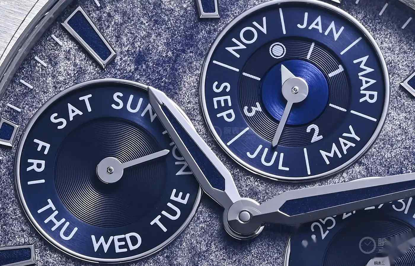 宝石盘面配万年历！伯爵Polo超薄腕表登场，每款表盘皆独一无二 | 奈斯探表